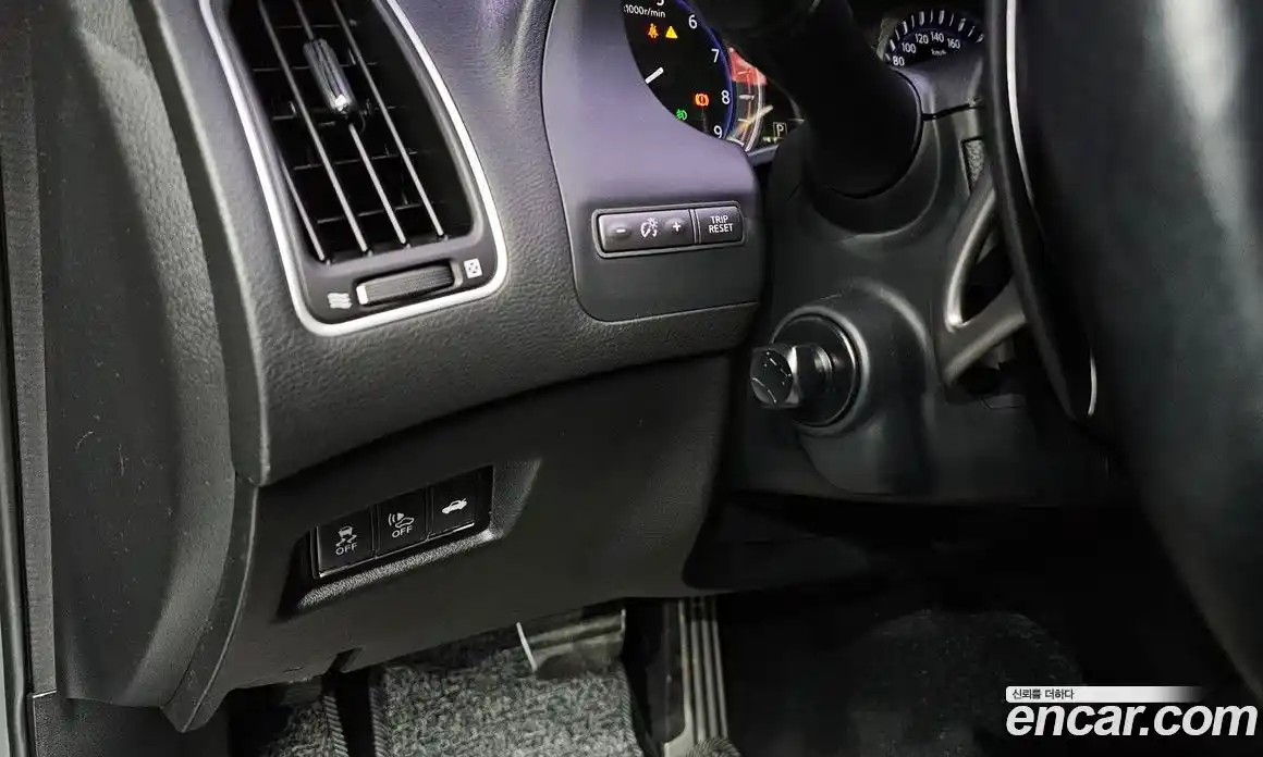 Infiniti Q50 2016 3.5 Автомат в Москве № 250391, фото 10