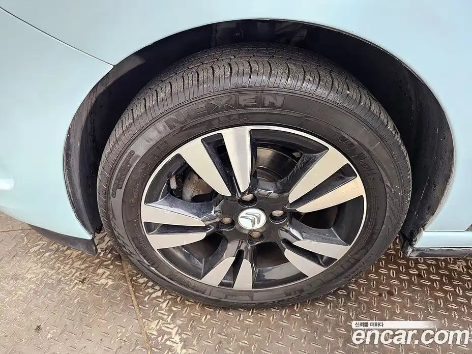 Citroen DS3 2012 1.6 Автомат в Москве № 256840, фото 19