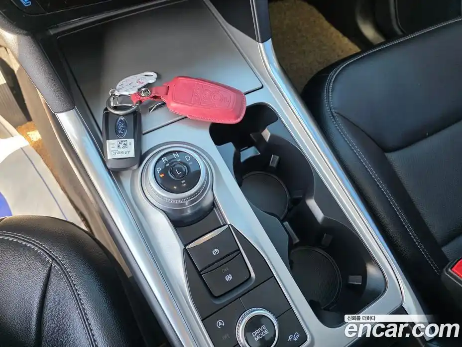 Ford Explorer 2023 2.3 Автомат в Москве № 259178, фото 17