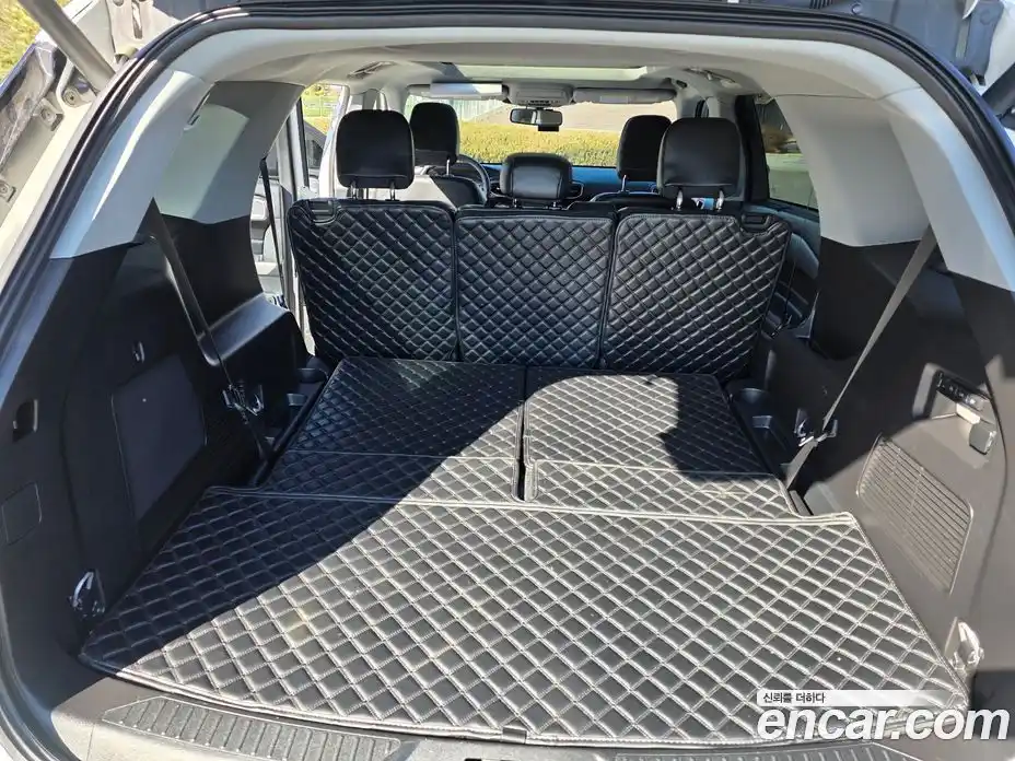 Ford Explorer 2023 2.3 Автомат в Москве № 259178, фото 19