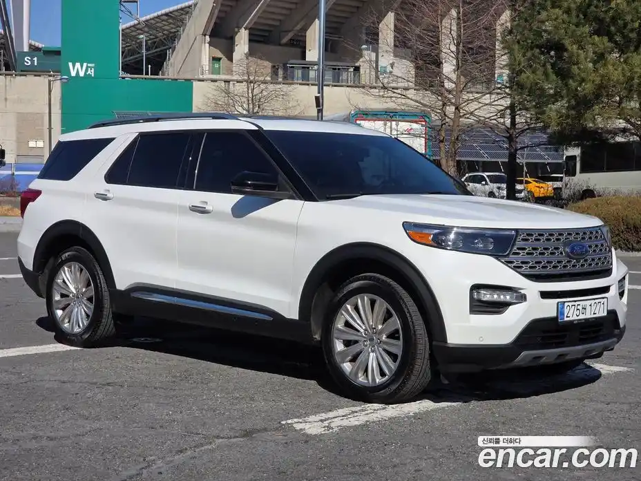 Ford Explorer 2023 2.3 Автомат в Москве № 259178, фото 2