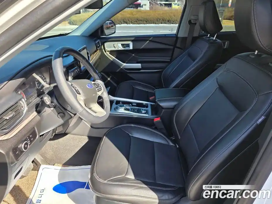 Ford Explorer 2023 2.3 Автомат в Москве № 259178, фото 10