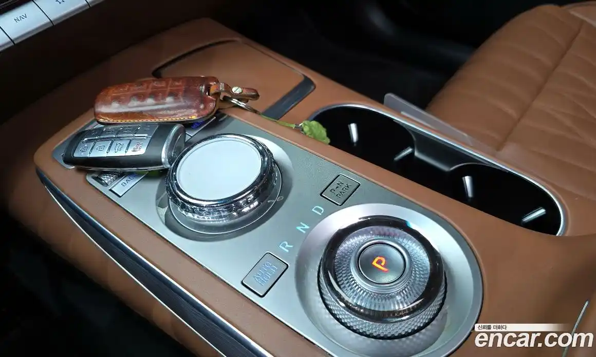 Genesis GV70 2021 2.5 Автомат в Москве № 26660, фото 17