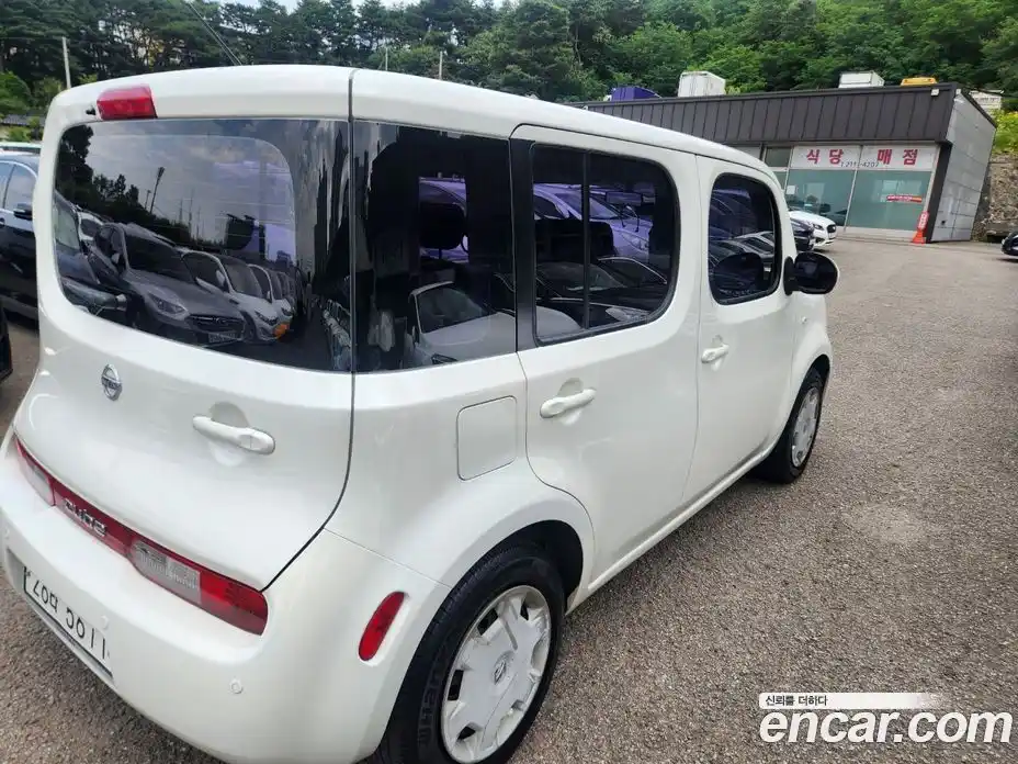 Nissan Cube 2012 1.8 Автомат в Москве № 267467, фото 5