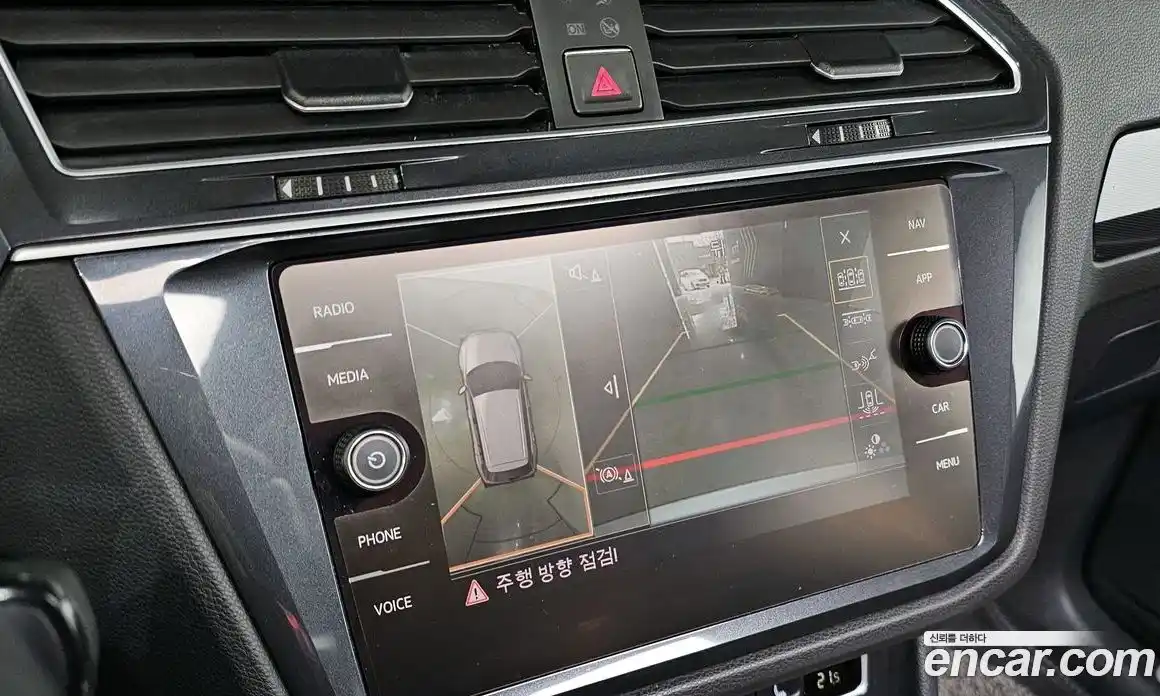 Volkswagen Tiguan 2018 2.0 Автомат в Москве № 277574, фото 20