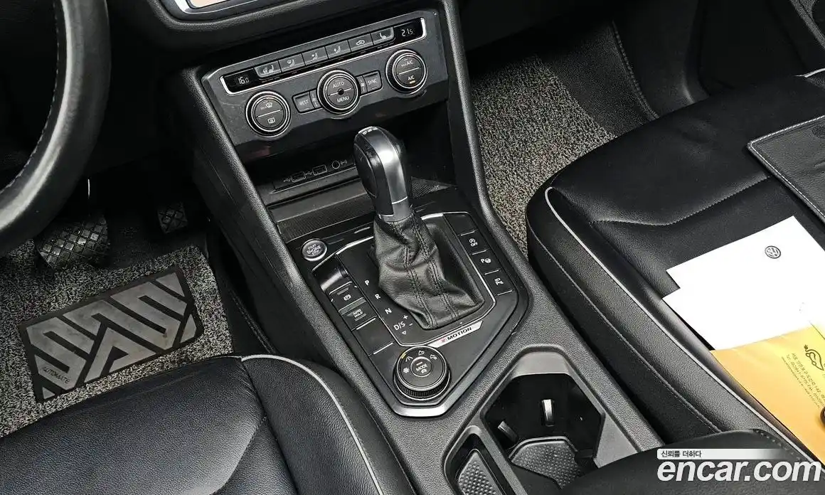 Volkswagen Tiguan 2018 2.0 Автомат в Москве № 277574, фото 8