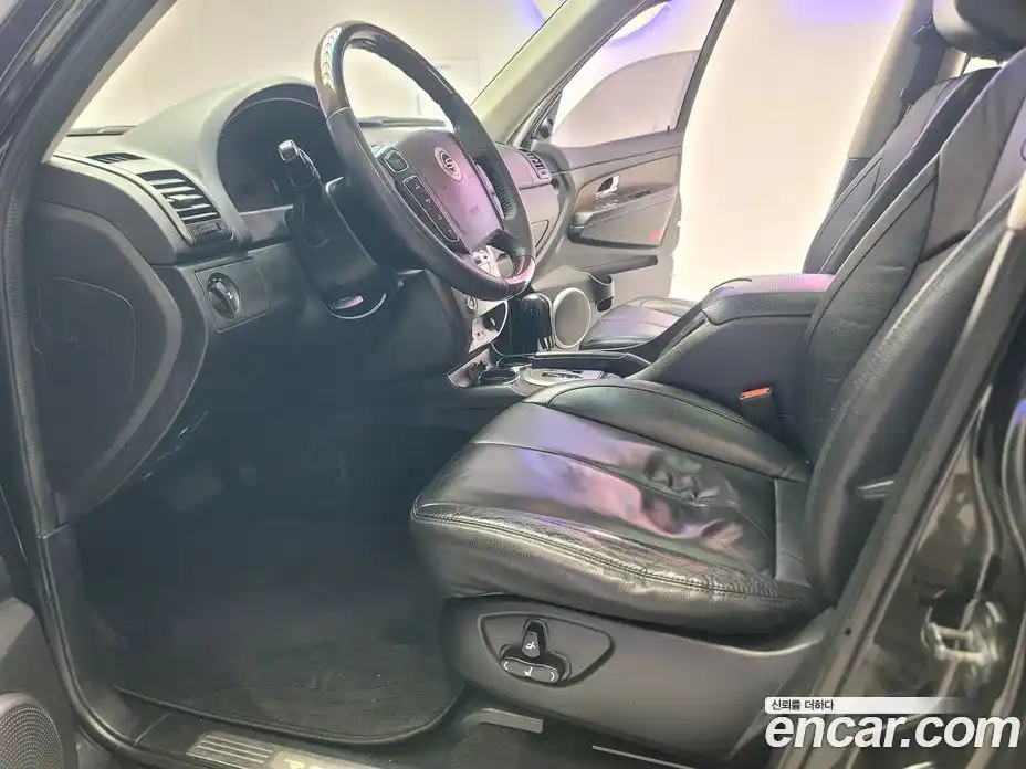 SsangYong Rexton 2013 2.0 Автомат в Москве № 28236, фото 9