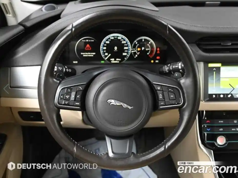 Jaguar XF 2017 2.0 Автомат в Москве № 283937, фото 13