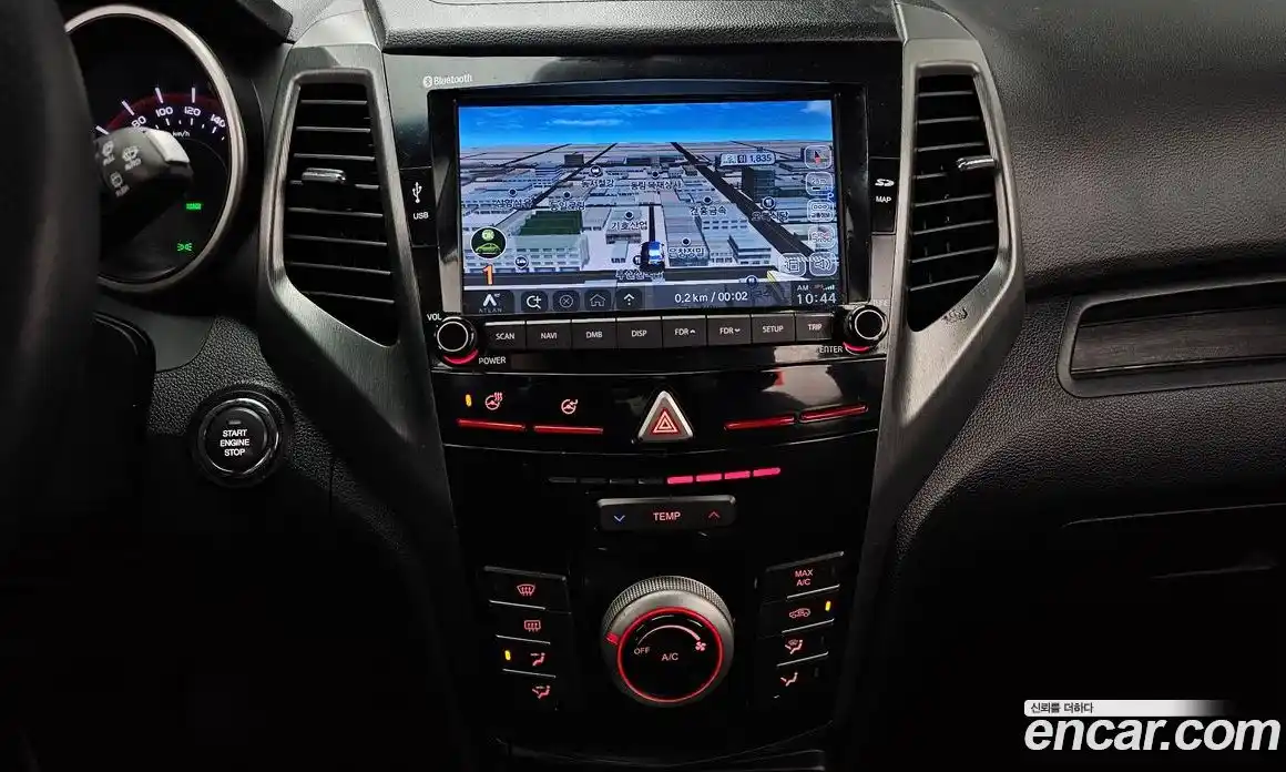 SsangYong TIBOLI 2018 1.6 Автомат в Москве № 28609, фото 2