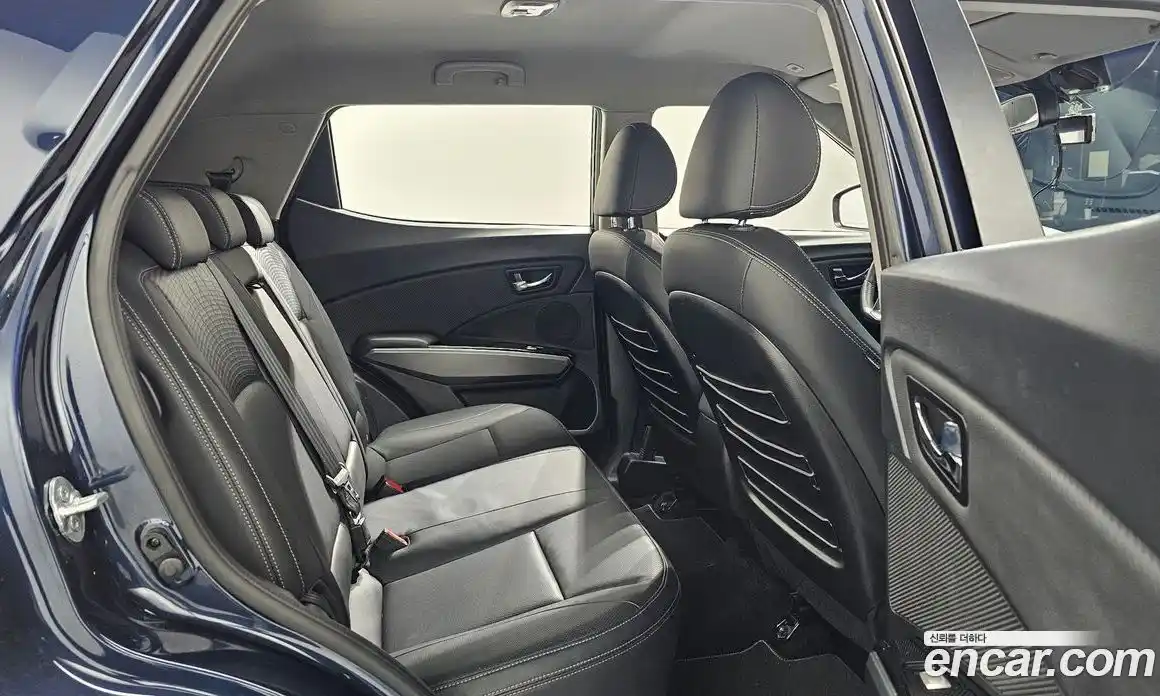 SsangYong TIBOLI 2018 1.6 Автомат в Москве № 28609, фото 4