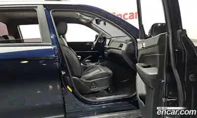 SsangYong Rexton 2019 2.2 Автомат в Москве № 29475, миниатюра 8