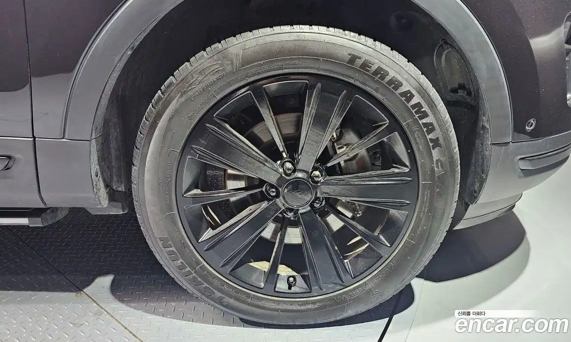 Ford Explorer 2019 2.3 Автомат в Москве № 294976, фото 17