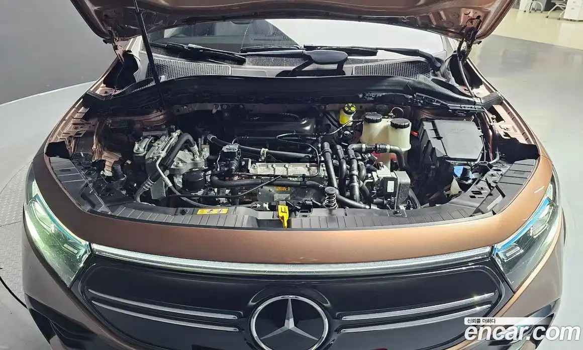 Mercedes-Benz EQA 2022 0.2 Автомат в Москве № 311169, фото 5