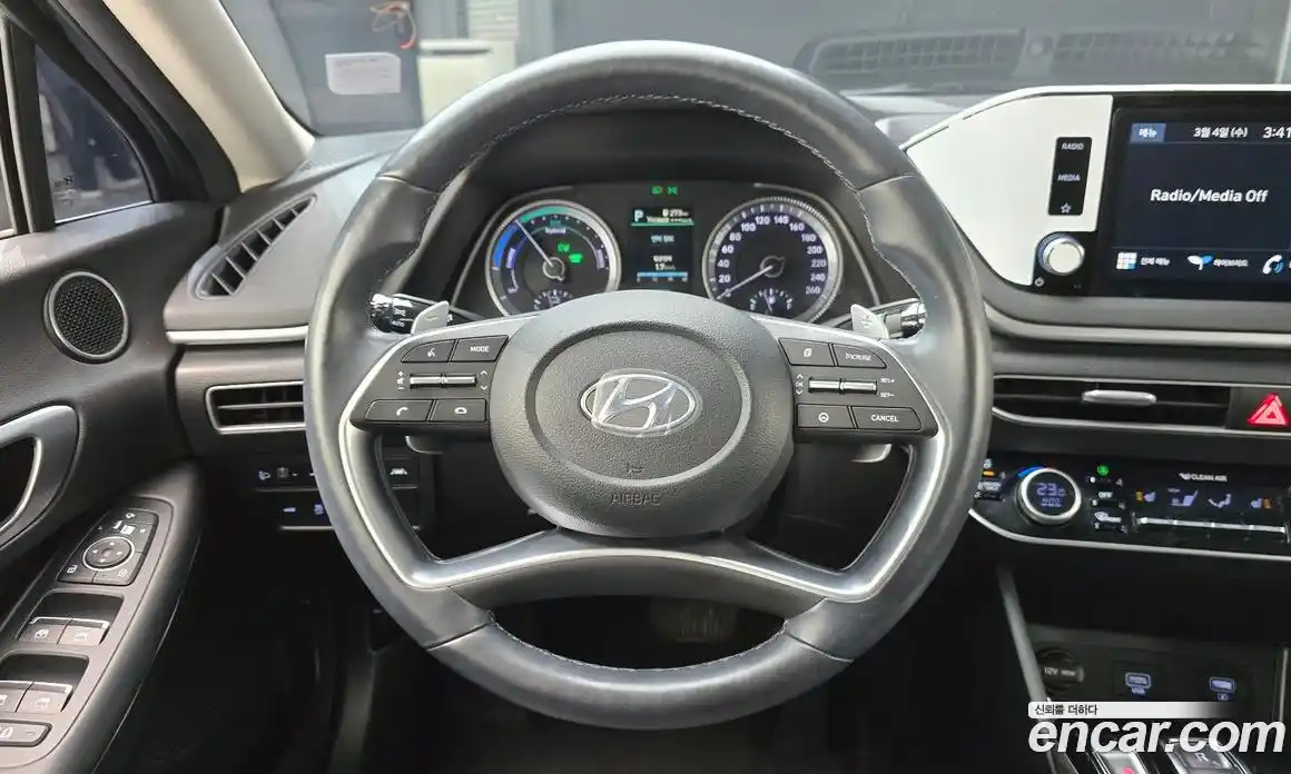 Hyundai Sonata 2022 2.0 Автомат в Москве № 318875, фото 14