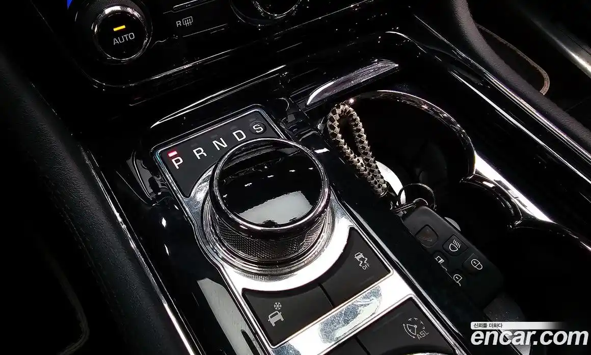 Jaguar XJ 2015 3.0 Автомат в Москве № 320143, фото 11