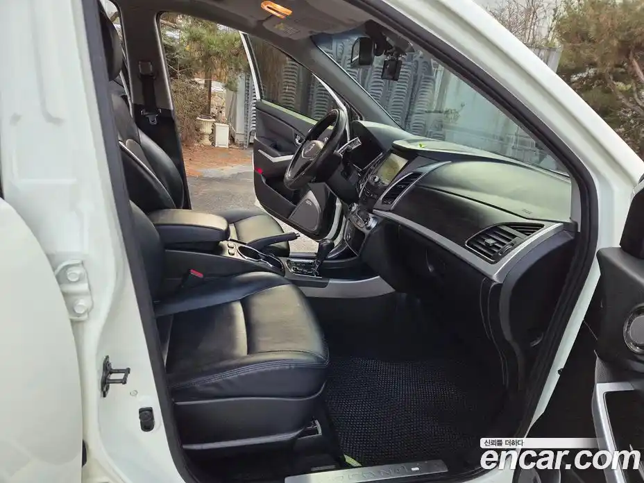 SsangYong Korando 2015 2.0 Автомат в Москве № 33383, фото 18