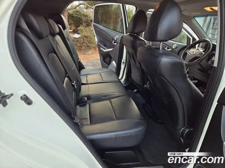 SsangYong Korando 2015 2.0 Автомат в Москве № 33383, фото 19