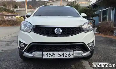 SsangYong Korando 2015 2.0 Автомат в Москве № 33383, миниатюра 3