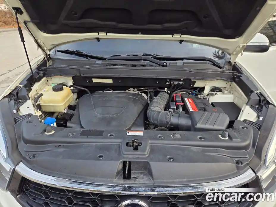 SsangYong Korando 2015 2.0 Автомат в Москве № 33383, фото 6