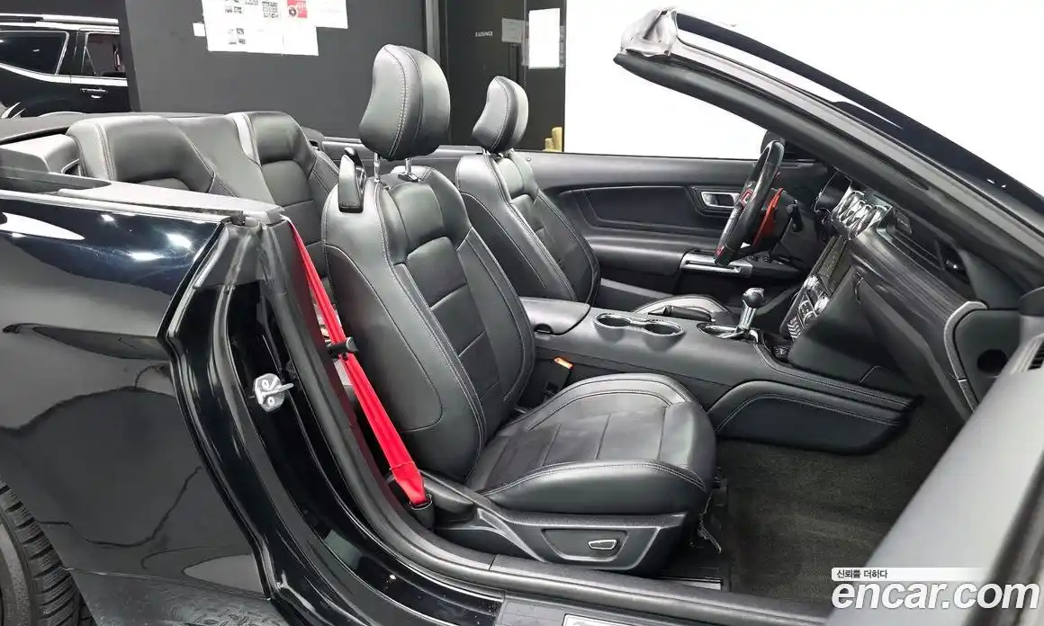 Ford Mustang 2018 2.3 Автомат в Москве № 335238, фото 10