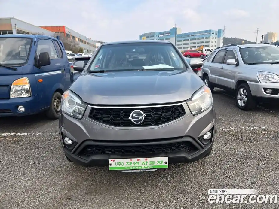 SsangYong Korando 2015 2.0 Механическая в Москве № 34954, фото 1