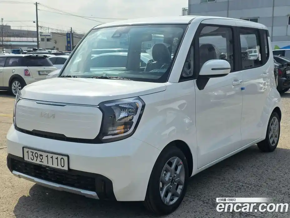 Kia Ray 2026 1.0 Автомат в Москве № 358422, фото 2