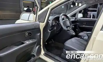 Kia Carens 2012 2.0 Автомат в Москве № 362009, миниатюра 11