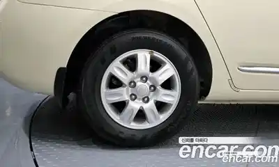 Kia Carens 2012 2.0 Автомат в Москве № 362009, миниатюра 5