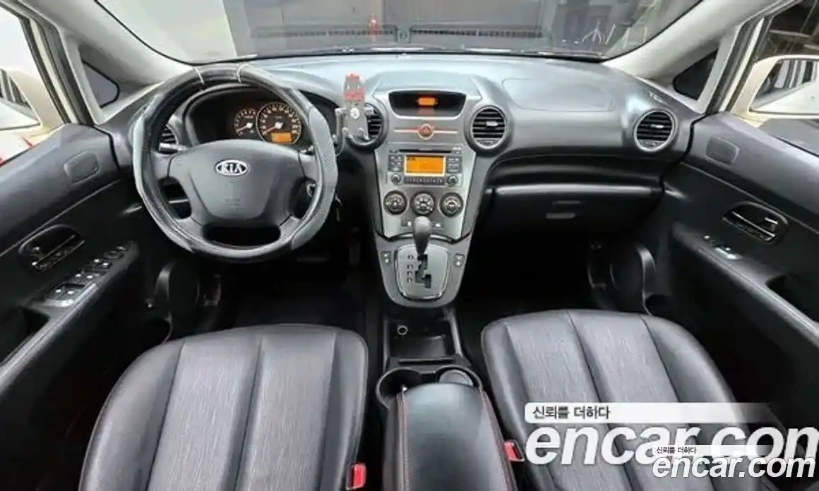 Kia Carens 2012 2.0 Автомат в Москве № 362009, фото 7