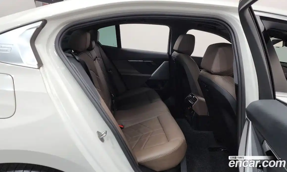 BMW 5-Series 2024 2.0 Автомат в Москве № 363652, фото 12