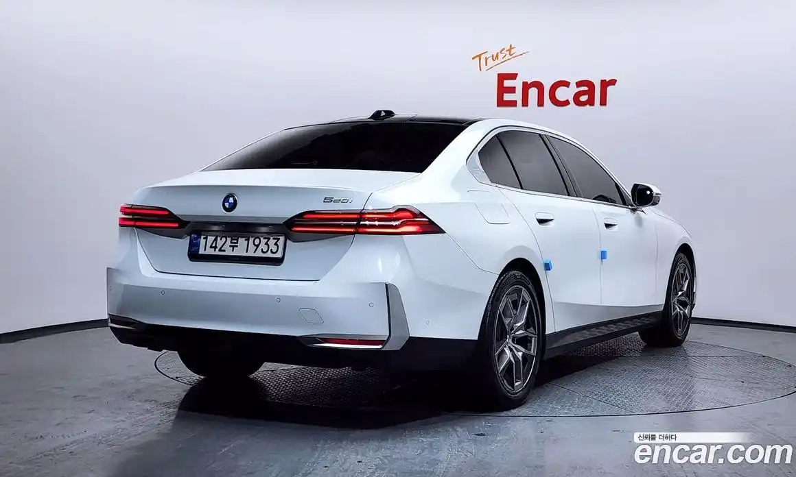 BMW 5-Series 2024 2.0 Автомат в Москве № 363652, фото 2