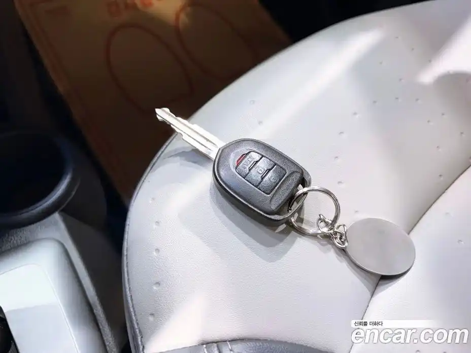 Chevrolet Matiz 2011 1.0 Автомат в Москве № 37340, фото 16