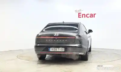 Hyundai Grandeur 2023 3.5 Автомат в Москве № 382594, миниатюра 4