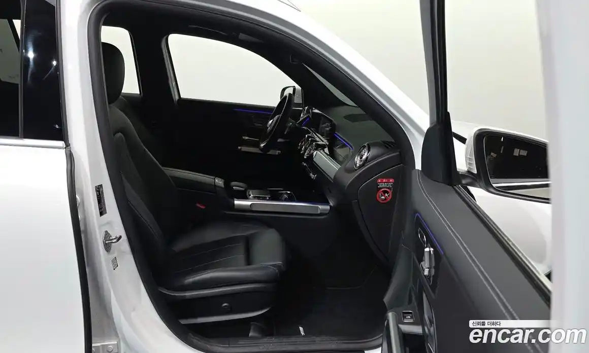 Mercedes-Benz GLB-Class 2023 1.9 Автомат в Москве № 389603, фото 11