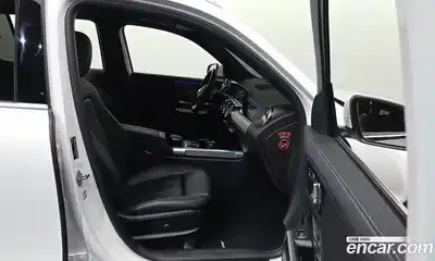 Mercedes-Benz GLB-Class 2023 1.9 Автомат в Москве № 389603, миниатюра 11