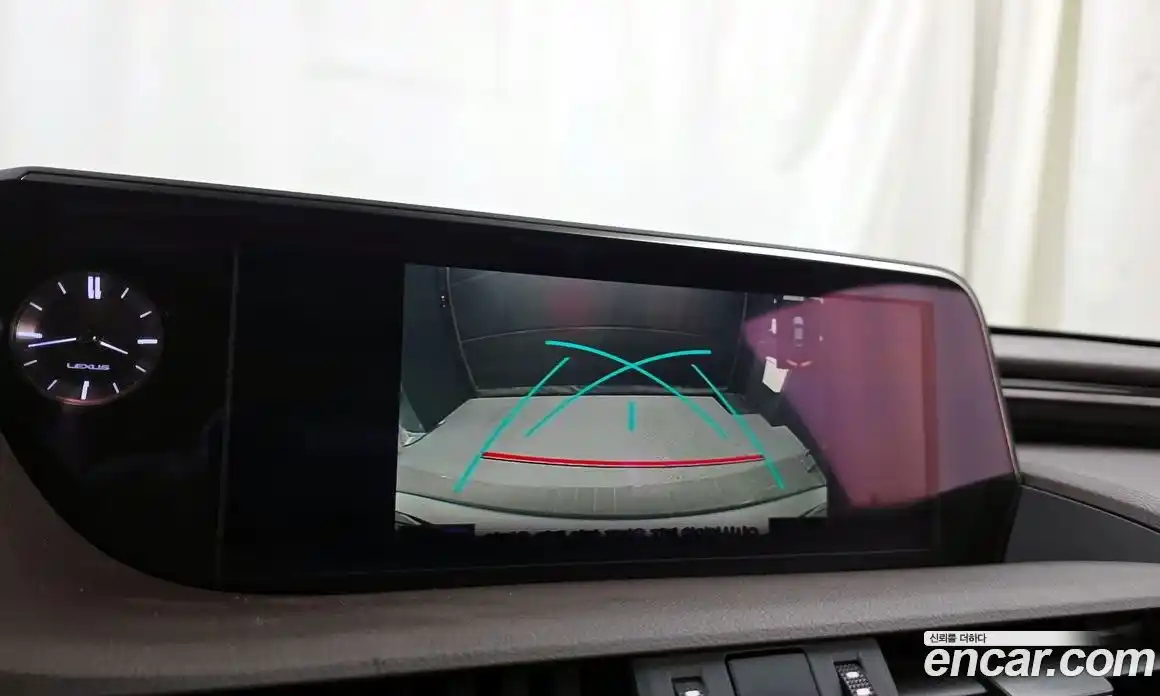 Lexus ES 2019 2.5 Автомат в Москве № 398012, фото 15