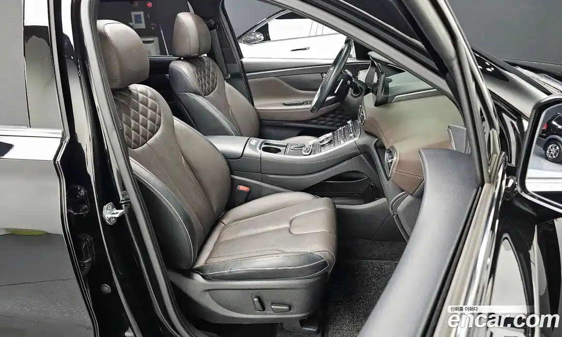 Hyundai Santa Fe 2022 2.2 Автомат в Москве № 399576, фото 10