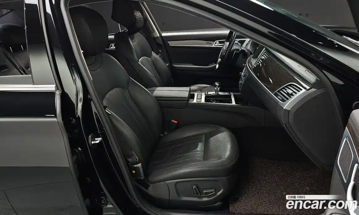 Genesis G80 2017 3.3 Автомат в Москве № 405658, фото 10