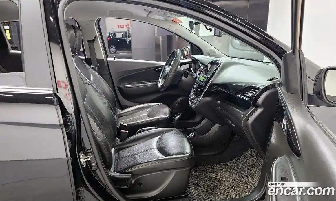 Chevrolet Spark 2017 1.0 Автомат в Москве № 42023, фото 11