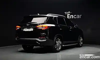 SsangYong Rexton 2018 2.2 Автомат в Москве № 421325, миниатюра 2