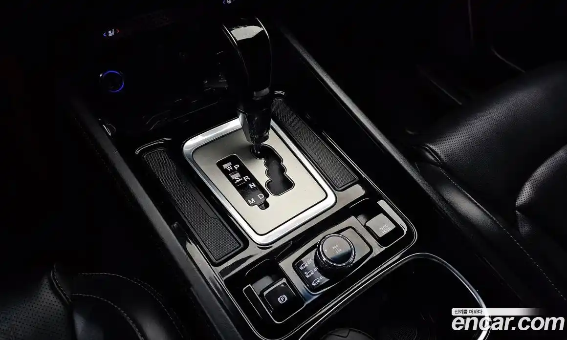 SsangYong Rexton 2018 2.2 Автомат в Москве № 421325, фото 9