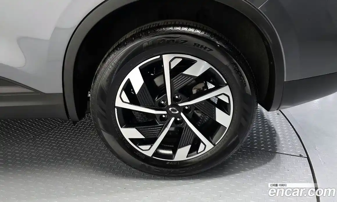 Renault QM6 2024 2.0 Автомат в Москве № 422178, фото 5