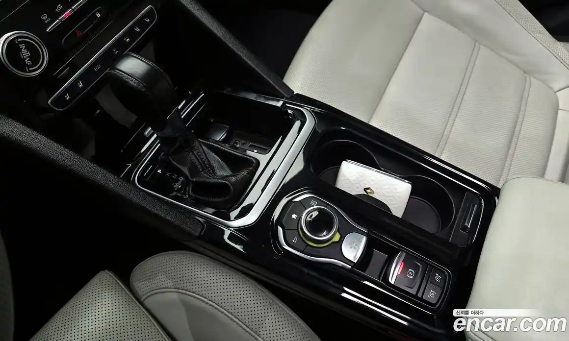 Renault SM6 2016 1.6 Автомат в Москве № 423706, фото 9