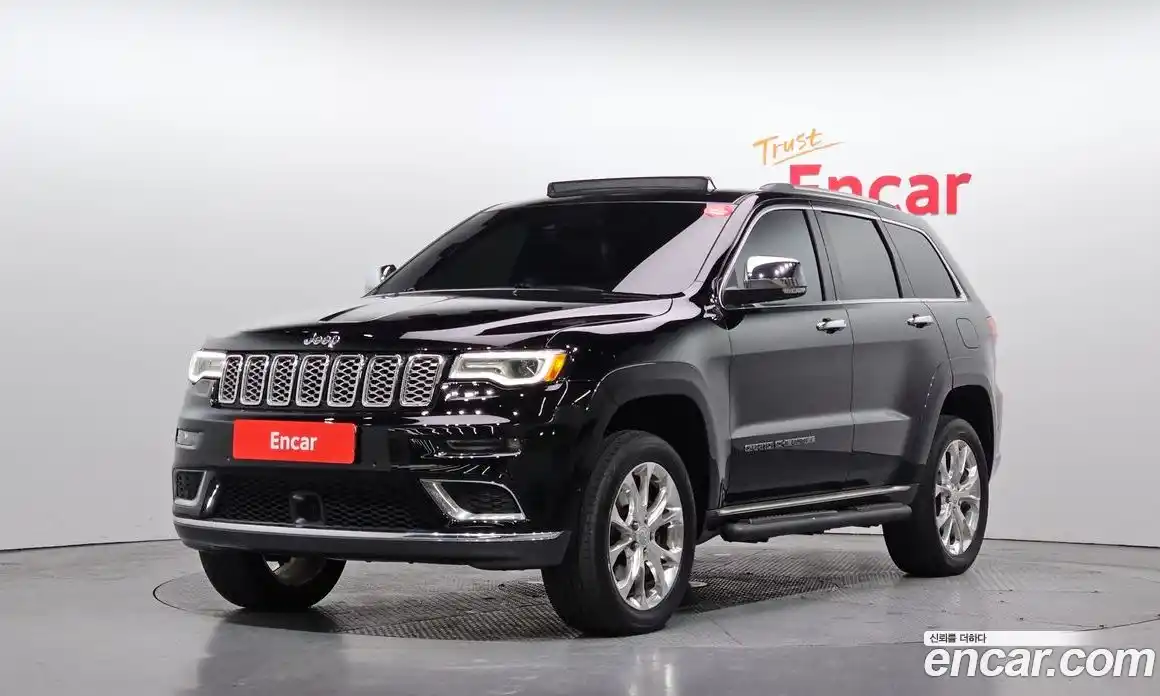 Jeep Cherokee 2019 3.0 Автомат в Москве № 432708, фото 1