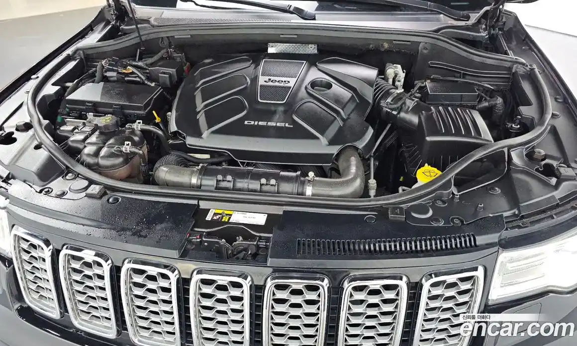 Jeep Cherokee 2019 3.0 Автомат в Москве № 432708, фото 6