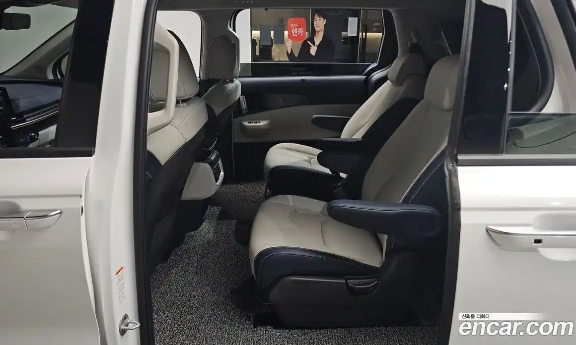 Kia Canival 2025 1.6 Автомат в Москве № 459790, фото 11