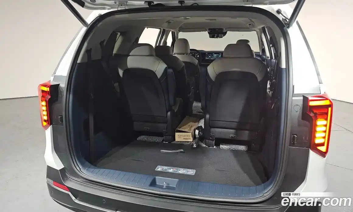 Kia Canival 2025 1.6 Автомат в Москве № 459790, фото 19