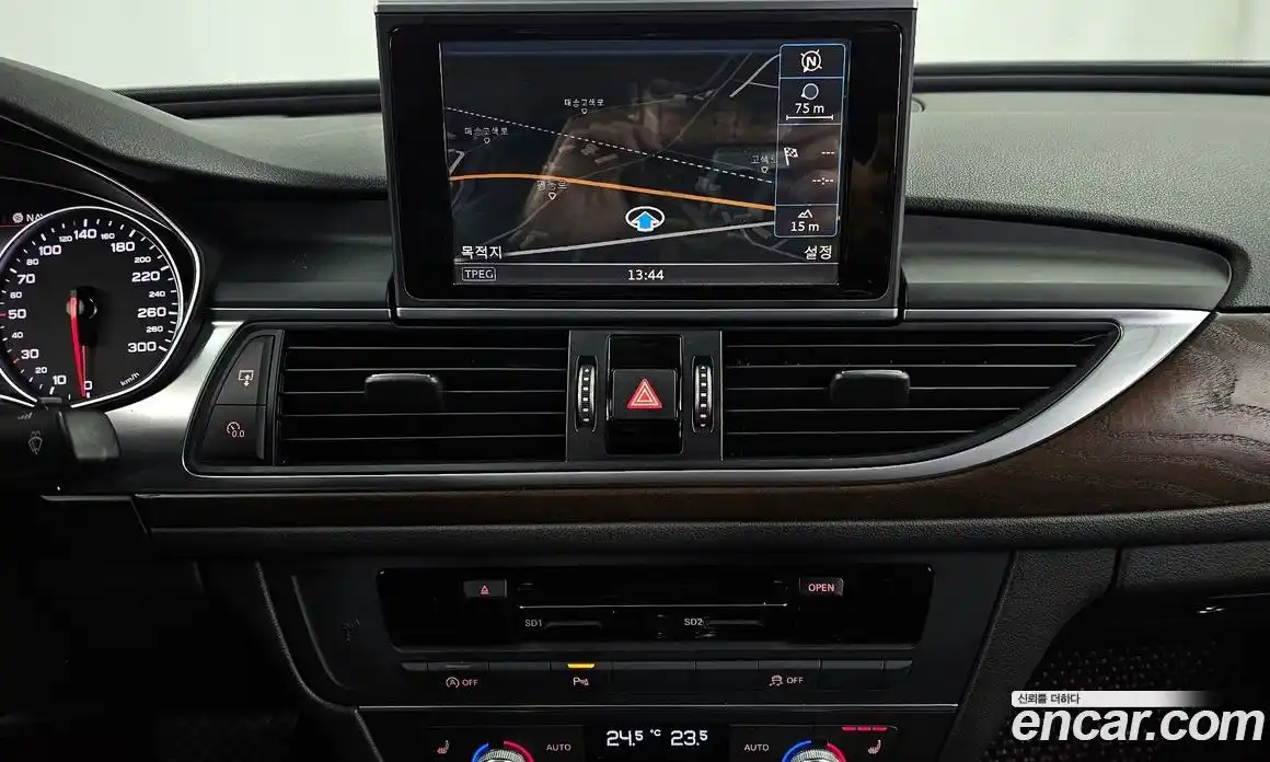 Audi A6 2016 2.0 Автомат в Москве № 469416, фото 14