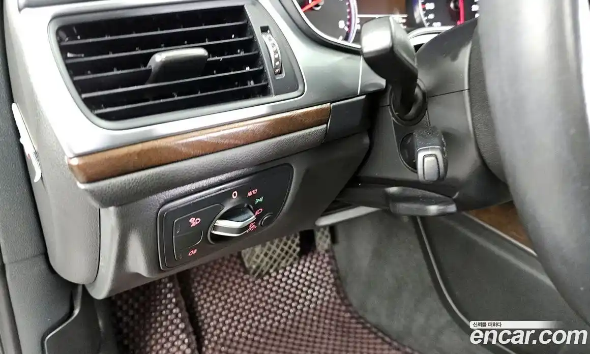 Audi A6 2016 2.0 Автомат в Москве № 469416, фото 16