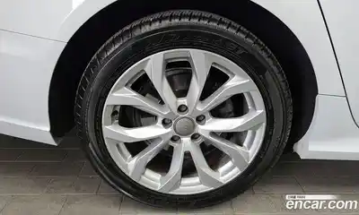 Audi A6 2016 2.0 Автомат в Москве № 469416, миниатюра 5